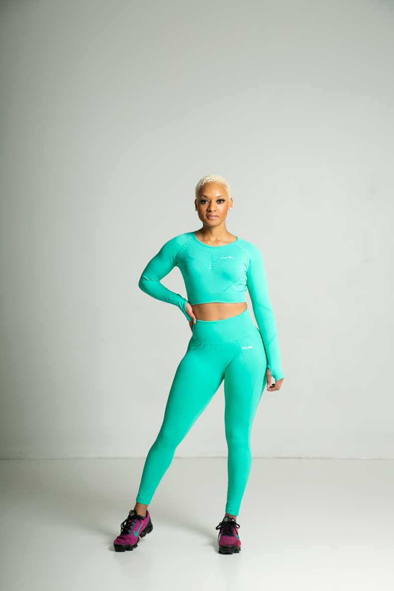Aniya Crop Top With Thumbholes and Leggings Set in Turquoise