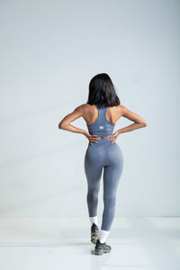 sasha-seamless-set-in-neutral-gray.jpg