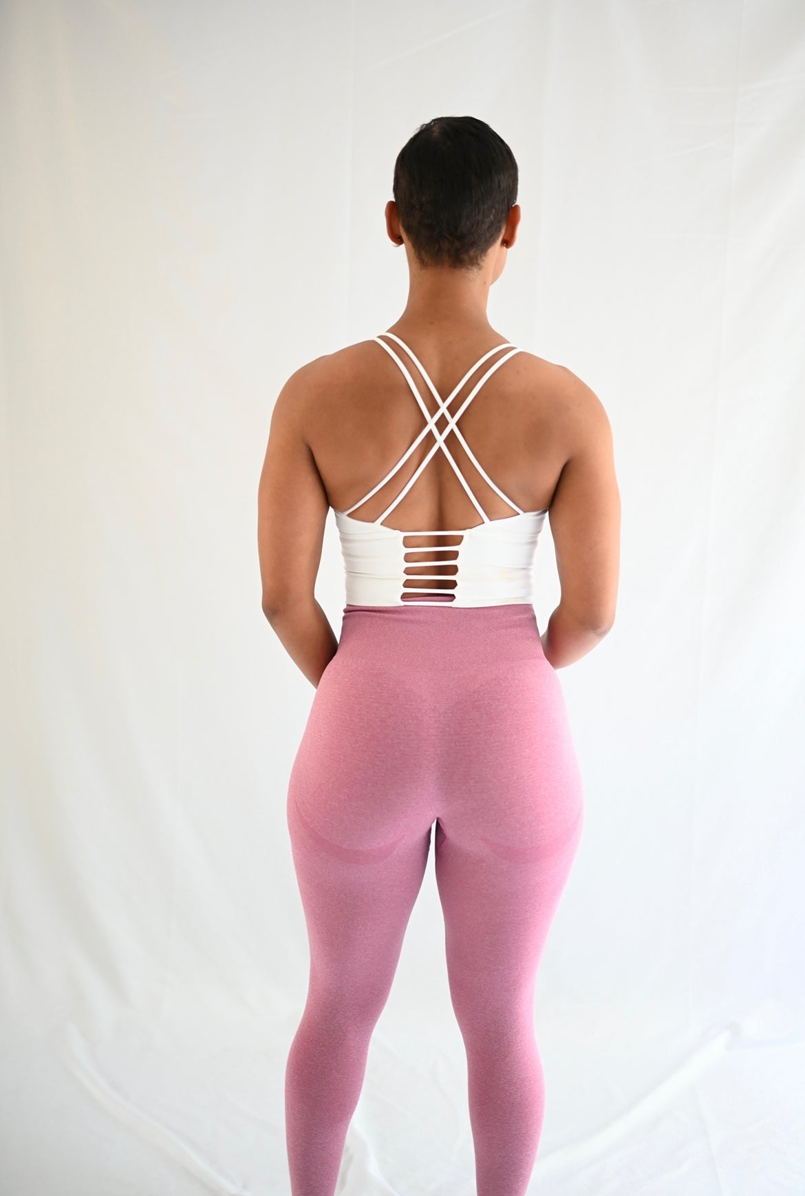 Flesh colored leggings': Fashionistas rise up against universally heinous  'faux pas' of the fashion world - CheezCake - Parenting, Relationships, Food