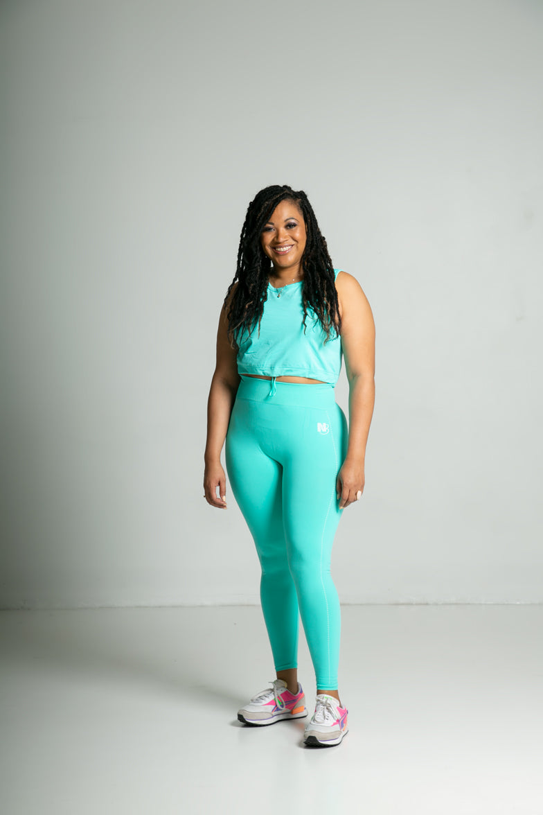 Aniya Crop Top With Thumbholes and Leggings Set in Turquoise