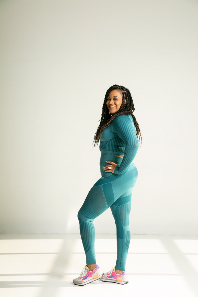 Aniya Crop Top With Thumbholes and Leggings Set in Turquoise – Begin Now  Athleisure Apparel